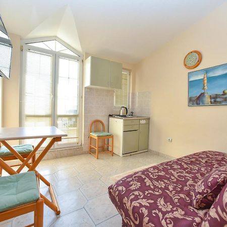 Apartment Plazza Rafajlovići Buitenkant foto