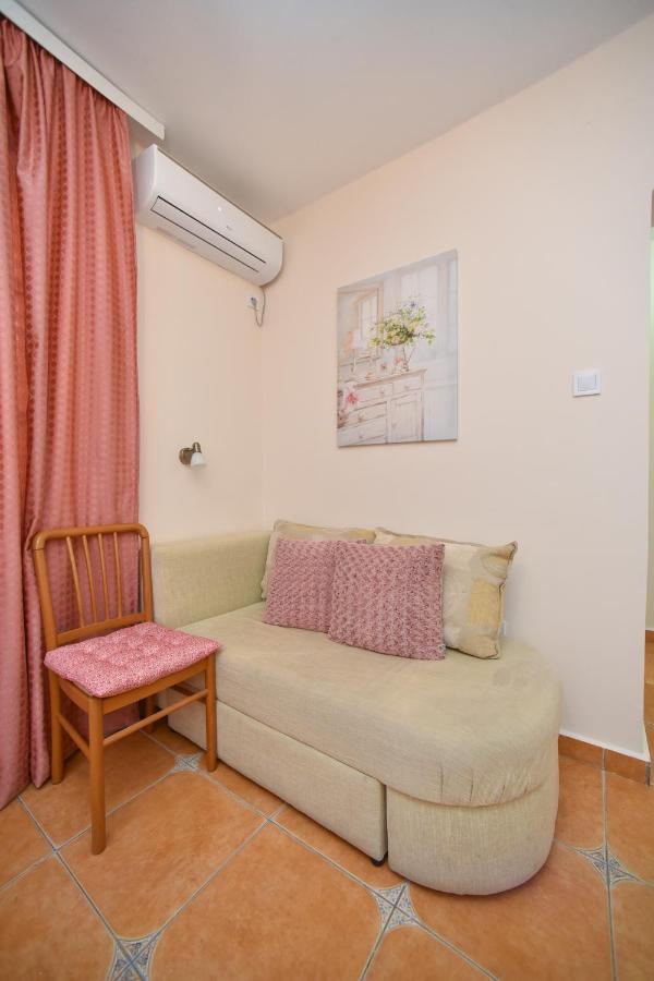 Apartment Plazza Rafajlovići Buitenkant foto